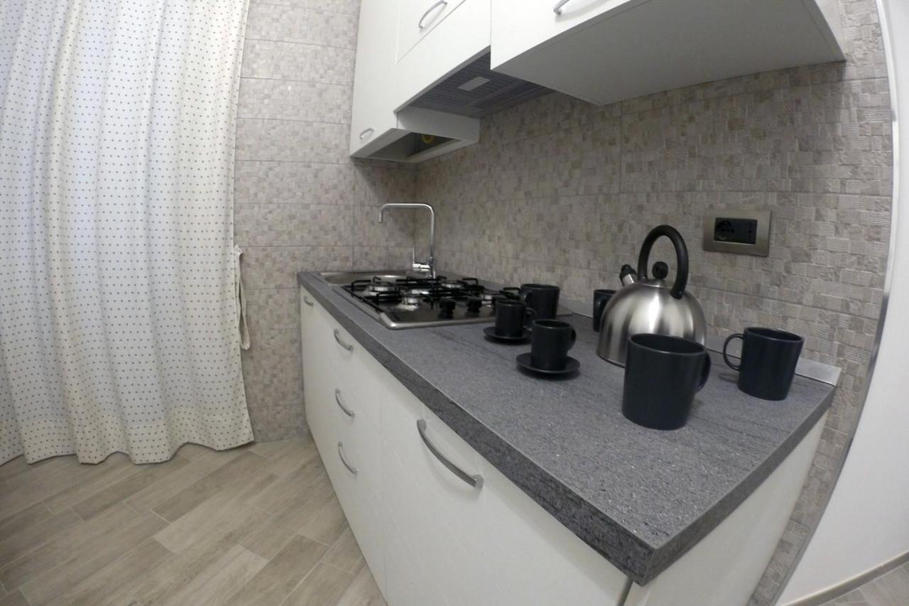 B&B Le Stanze Di Santa Chiara Νάπολη Εξωτερικό φωτογραφία