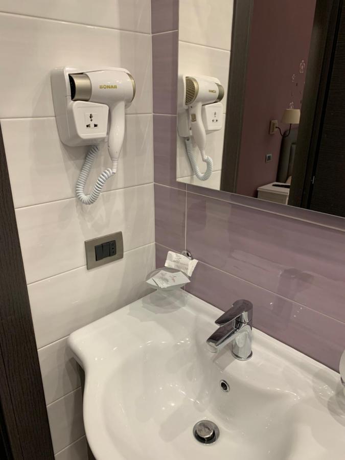 B&B Le Stanze Di Santa Chiara Νάπολη Εξωτερικό φωτογραφία